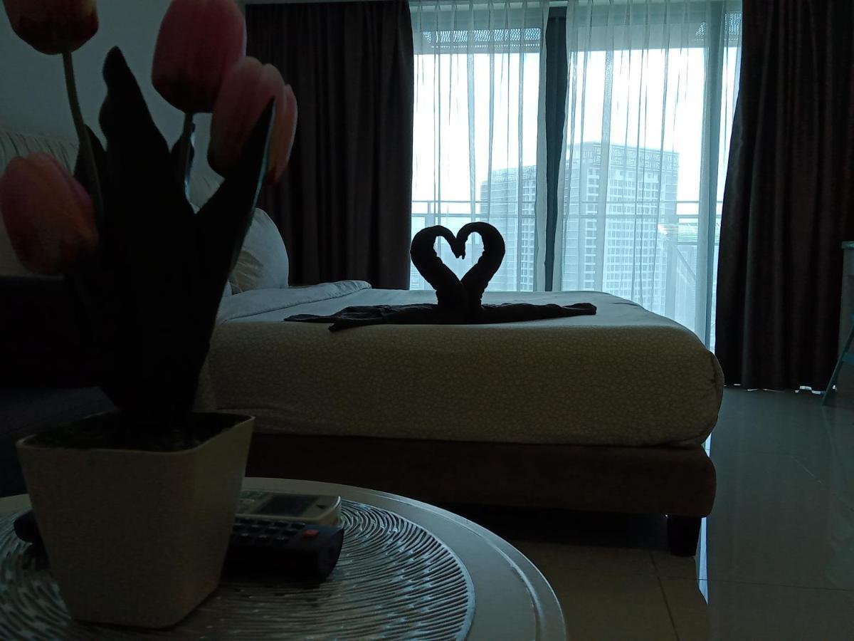 Mercu Summer Mr-home Hotel
